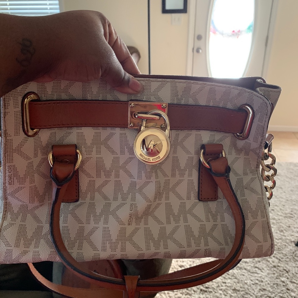 White MK